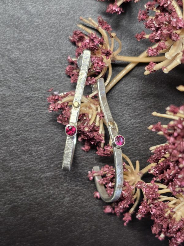 Sterling silver half-hoop with garnet accent earrings - Image 5